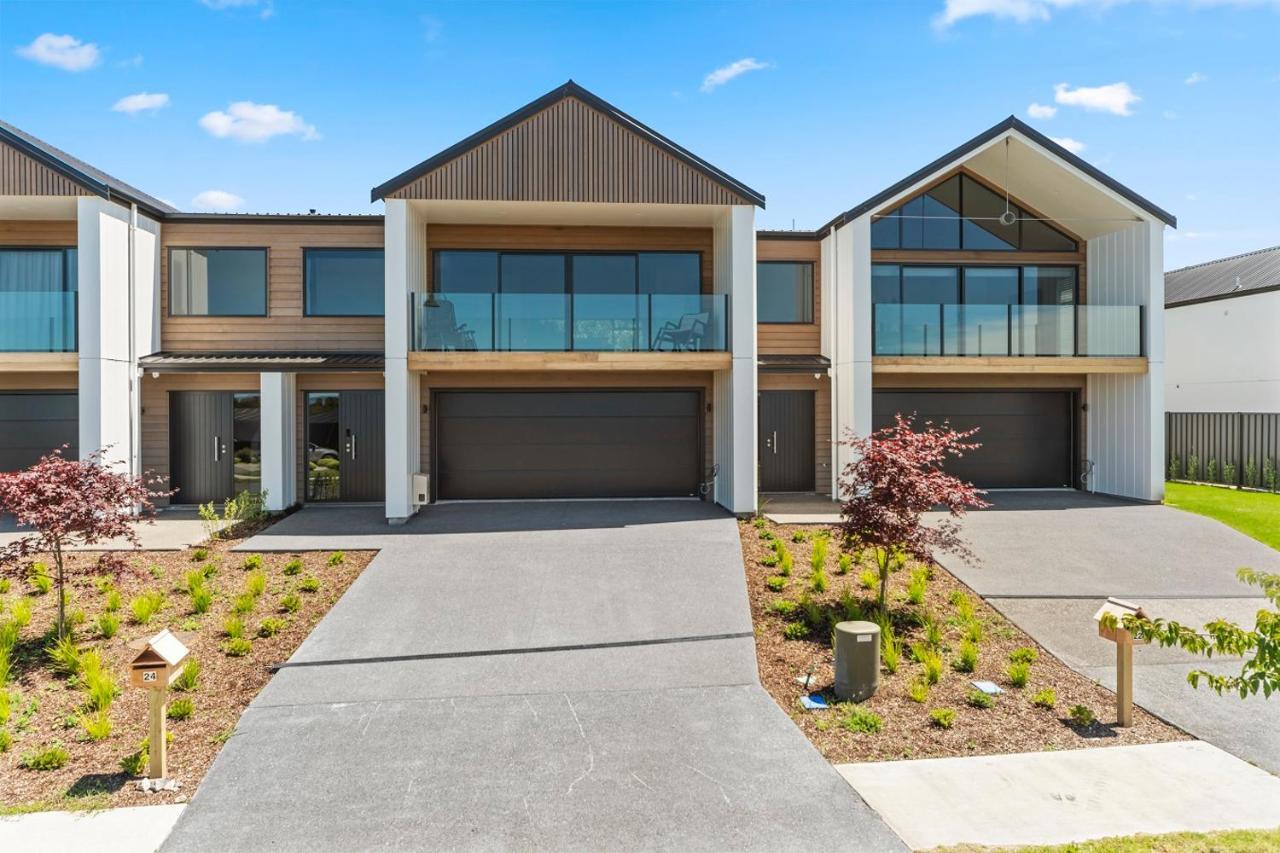 Blue Dun Views - Taupo Apartment Екстериор снимка