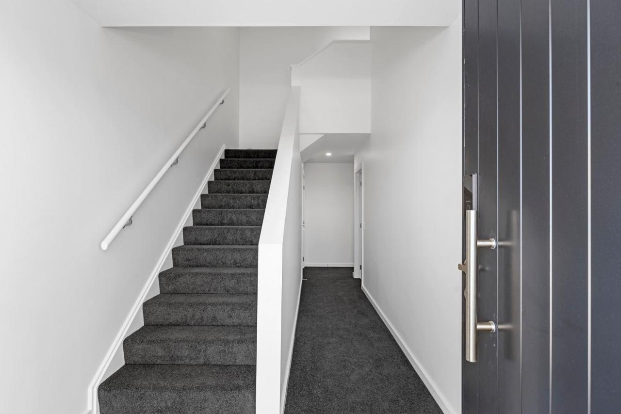 Blue Dun Views - Taupo Apartment Екстериор снимка